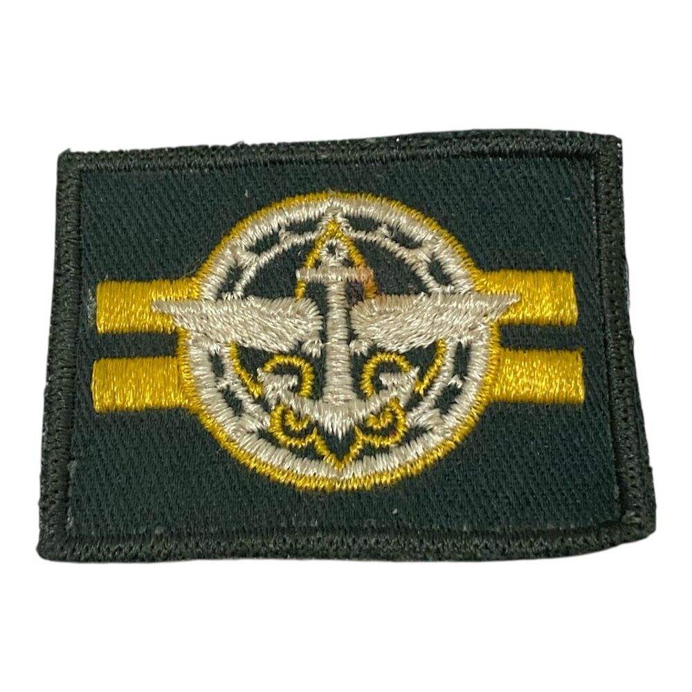 Vintage 1944 to 1960 Boy Scout Explorer Crew Leader Position Badge Green Twill